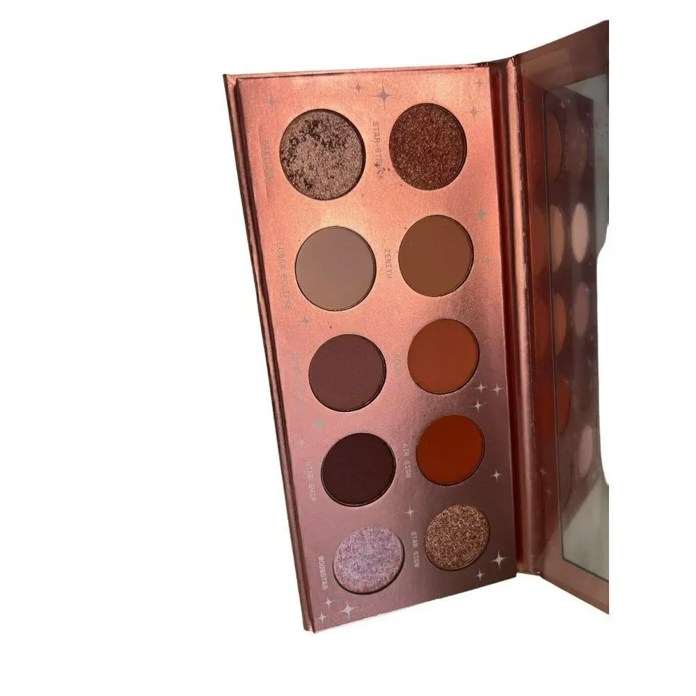 Item Beauty by Addison Rae - In My Element Eyeshadow Palette